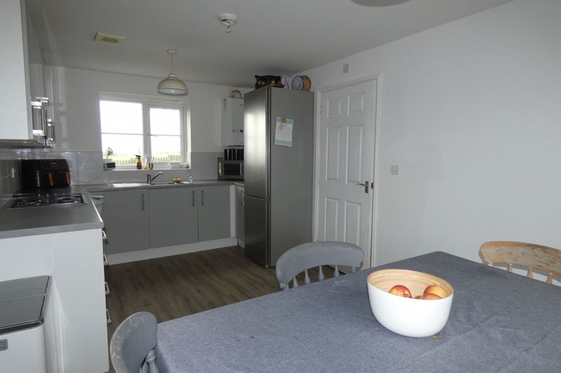 Kitchen/Diner- click for photo gallery